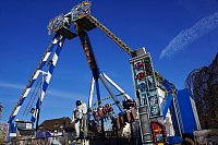Große und kleine Versmolder waren am Wochenende auf der Kirmes unterwegs. - © Marion Bulla