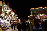 Große und kleine Versmolder waren am Wochenende auf der Kirmes unterwegs. - © Marion Bulla