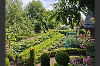 Blick auf den Nutzgarten. - © Svenja Ludwig