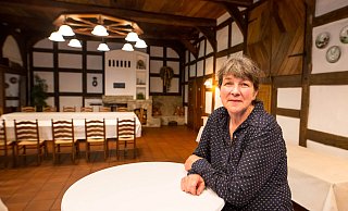 Renate Nienker vermietet den Party-Raum auf Strickers Hof in Versmold. - Andre Schneider