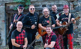 Sie kommen aus Hessen, mögen aber den Kölner Karneval: Die Band "Hey Kölle" spielt erstmals beim Stadtfestival Versmold. - Copyright Hey Kölle