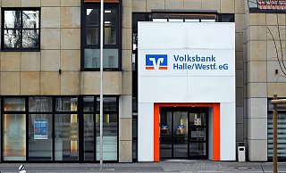 Ein Stromausfall legte die Hauptstelle der Volksbank Halle lahm. - Nicole Donath