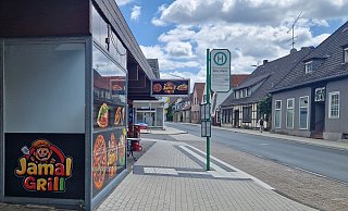 Der Jamal Grill an der Langen Straße hat offenbar Probleme. - Uwe Pollmeier