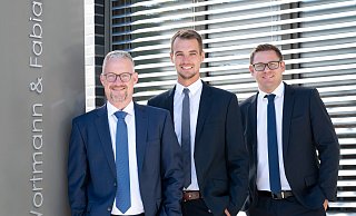 Marc Wortmann (v.l.), Timo Dälken und Kim-Pascal Fabian lenken die Geschicke bei der Kanzlei Wortmann & Fabian an der Münsterstraße - Markus Dömer