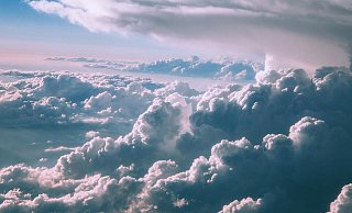 Wolkenkonstellationen sind nicht nur hübsch anzusehen, wie Diplom-Meteorologe Helmut Bangert verrät. - CC0 Pixabay