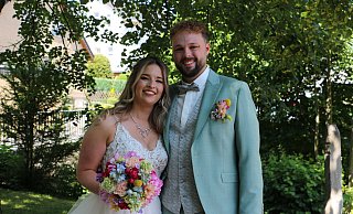 Madeline Lara und Samuel Nathan Jones haben am Freitag geheiratet - Simone Pomikalek