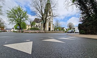 Haifischzähne wie hier in Halle könnten auch in Steinhagen aufgebracht werden. - Uwe Pollmeier