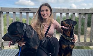 Ann-Christin Kammer liebt Hunde, vor denen viele andere Halter Scheu haben. - Privat