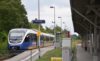 Geht es nach der SPD, dann soll die Nordwestbahn künftig an drei Stellen in Steinhagen halten. Auf diese Weise soll Amshausen besser an die Strecke angebunden werden. - Andreas Großpietsch