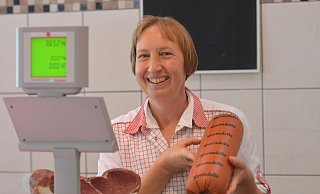 Im Sommer 2018 vergrößerten Annemarie Goldbecker und ihr Mann Bernd ihr Ladenlokal von 80 auf 200 Quadratmeter. Jetzt werden sie zum 30. Juni schließen. - Ekkehard Hufendiek