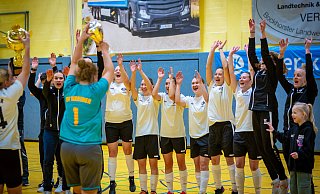 Zum zweiten Mal in Folge und zum neunten Mal insgesamt gewann der BV Werther am Sonntag das Hallenmasters der Frauen in Versmold. - Nico Seifert