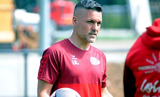 Vito Lombardi muss sich erst noch an das rote Shirt gewöhnen. Die vergangenen acht Jahre trug er beim FSC Rheda ausschließlich gelb-grün. - Dennis Bleck