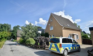 Bereits wenige Stunden, nachdem sie nicht zur vereinbarten Verabredung mit ihrem neuen Lebensgefährten erschienen war, durchsuchte die Polizei am 5. Juli vergangenen Jahres das Elternhaus von Marion S. an der Erfurter Straße in Steinhagen. - Wolfgang Wotke