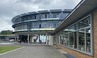 123 Schülerinnen und Schüler haben sich für das kommende Schuljahr am Steinhagener Gymnasium angemeldet. Damit können erneut vier Eingangsklassen gebildet werden. - Frank Jasper