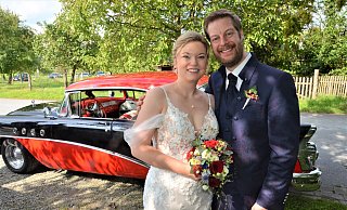 Carina und Vincent Bertram haben standesamtlich auf der Burg Ravensberg geheiratet. - Ekkehard Hufendiek