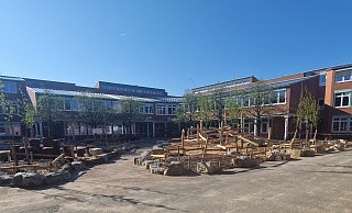 In einer Sondersitzung des Schulausschusses wurde klar gesagt, dass man alles tun werde, um die erforderlichen Anmeldezahlen an der Haller Gesamtschule zu erreichen. Sollte es wider Erwarten nicht klappen, will man auf jeden Fall die Schulform Gesamtschule in der Stadt halten. - Uwe Pollmeier