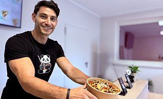 Sercan Özdil hat in Versmold ein neues Restaurant eröffnet. Im "Home of Protein" serviert der Jung-Gastronom seinen Kundinnen und Kunden vor allem gesundes Essen. - Dennis Bleck