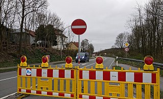 Eigentlich sind diese Verkehrszeichen deutlich. Für viele Autofahrer aber offenbar nicht deutlich genug. - Anja Hanneforth