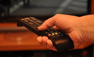 Seit Dienstag können die Bewohnerinnen und Bewohner des Betreuten Wohnens des Evangelischen Johanneswerks an der Gartenstraße nicht fernsehen. Wann der Schaden behoben wird, wissen sie nicht. - Pixabay