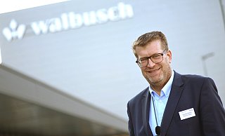 Christian Busch leitet das Solinger Familienunternehmen Walbusch Walter Busch GmbH & Co. KG und hat das Logistikzentrum des kriselnden Modeherstellers Gerry Weber im Ravenna-Park für sich übernommen. Jetzt wartet er darauf, dass der Insolvenzverwalter auf ihn zukommt. - Nicole Donath
