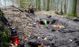 Der Leichenfundort von Nelli Graf. Die 46-jährige Mutter dreier Kinder ist das jüngste Opfer im Kreis Gütersloh, deren Mörder bis heute nicht gefunden wurde. Noch nicht. Denn die Cold-Cases-Ermittler können erste Erfolge vorweisen. Foto: Nicole Donath - Nicole Donath