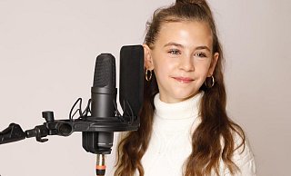 Georgia Balke (13) hat vor zwei Jahren "The Voice Kids" gewonnen. Sie singt zum Auftakt des Versmolder Stadtfestivals. - Copyright Georgia Balke