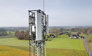 In 40 Metern Höhe, wie bei diesem Bild aus dem Kreis Höxter, werden die Antennen bald in Richtung Werther senden. - Roland Thöring