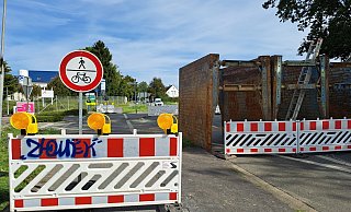 Wer aus Werther kommend von der Engerstraße in die Dammstraße abbiegen möchte, hat derzeit schlechte Karten. - Silke Derkum-Homburg, HK