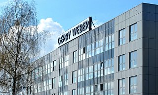 Im Verwaltungstrakt des Modeunternehmens Gerry Weber an der Neulehenstraße sind noch ein paar Büros frei. Der Großteil konnte jedoch trotz Pandemie vermietet werden. - Nicole Donath