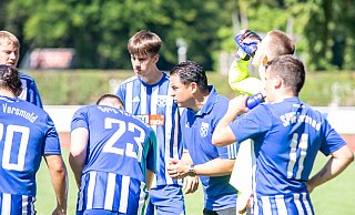 James Missall (m.) war zuletzt bei der Spvg. Versmold im Amt. Jetzt hat der Fußball-Trainer eine neue Aufgabe gefunden. - Andre Schneider