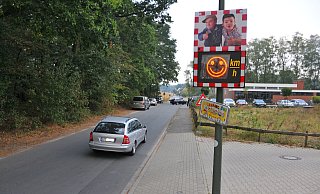 Auf der Amshausener Straße vor dem Kindergarten gilt Tempo 30. - Frank Jasper