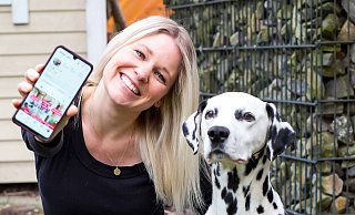 Dalmatiner Jumper kommt im Netz mindestens genau so gut an wie die Reels von Frauchen Tina Pohlmann. Die Versmolderin produziert lustige Videos für Instagram und TikTok. - Andre Schneider