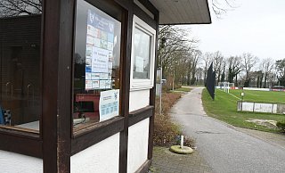An vielen Kassenhäuschen im Altkreis zahlen die Frauen weniger oder gar keinen Eintritt. - Christian Helmig