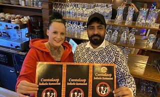 Die neuen Pächter im Restaurant "Cantaloop" in Borgholzhausen: Mangat Kulwinder Singh und Natalie Schneidmiller. - Matthias Foede