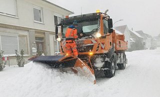 Unvergessen die zugechneien Straßen im Februar. Ist die Stadt auch in diesem Winter auf solche Wetterereignisse vorbereitet? - Herbert Gontek