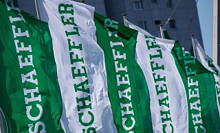 Die Schaeffler AG beschäftigt weltweit 120.000 Menschen - Daniel Karmann/dpa