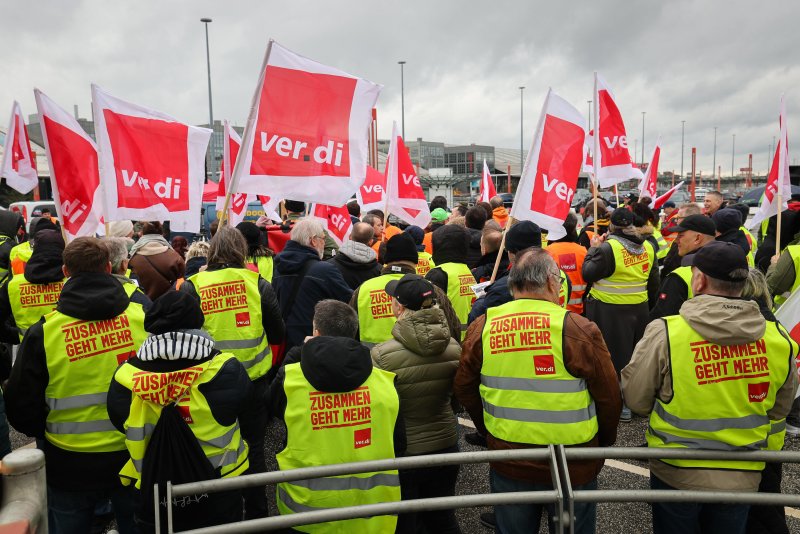Streik am Dienstag Busse und Bahnen stehen in Bielefeld wieder still Haller Kreisblatt Region Streik am Dienstag Busse und Bahnen stehen in Bielefeld wieder still Haller Kreisblatt Region