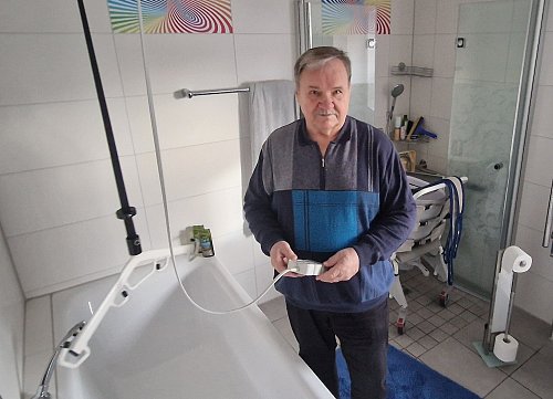 Manfred Störmer sucht für seine beiden schwerstbehinderten Söhne eine Pflegekraft. Seine Frau und er benötigen dringend Entlastung. Erst sieht alles nach guten Nachrichten aus - doch dann schlägt das Schicksal wieder zu. - © Uwe Pollmeier
