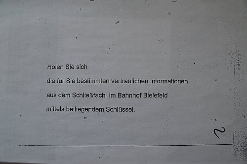 Die anonyme Anzeige, die ehemalige Balsam-Mitarbeiter im September 1993 in einem Schließfach am Bielefelder Bahnhof für die Staatsanwaltschaft hinterlegt hatten. - © Nicole Donath
