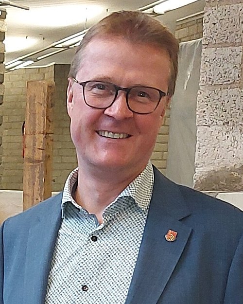 Borgholzhausens Bürgermeister Dirk Speckmann kritisiert die Pläne. - © Claus Meyer