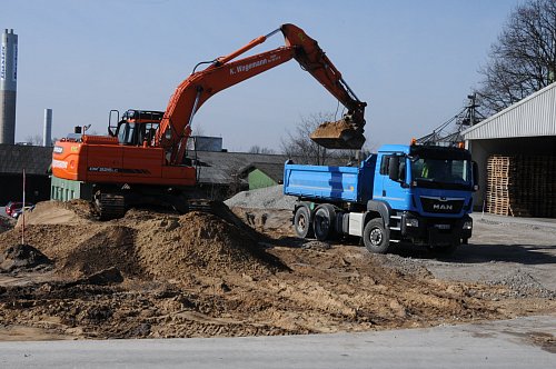 Raiffeisen Halle Warenhandel GmbH & Co. KG

Bau einer neuen Siloanlage


19.03.2018 - © Rolf Uhlemeier
