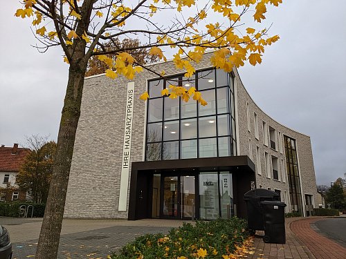 Ein Medizinisches Versorgungszentrum wie hier in Dissen wäre auch für Werther vorstellbar - hätte nach Aussage von Dirk Decius aber auch Nachteile. - © Anja Hanneforth