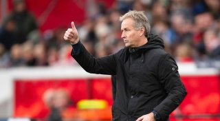 Titel - Copy Titel - Copy