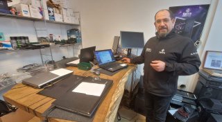 Titel - Copy Titel - Copy