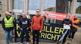 Titel - Copy