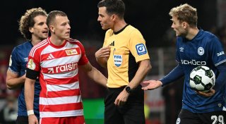 Titel - Copy Titel - Copy