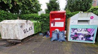 Titel - Copy