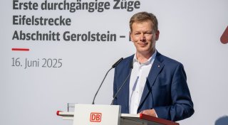 Titel - Copy