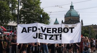 Titel - Copy