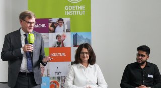 Titel - Copy